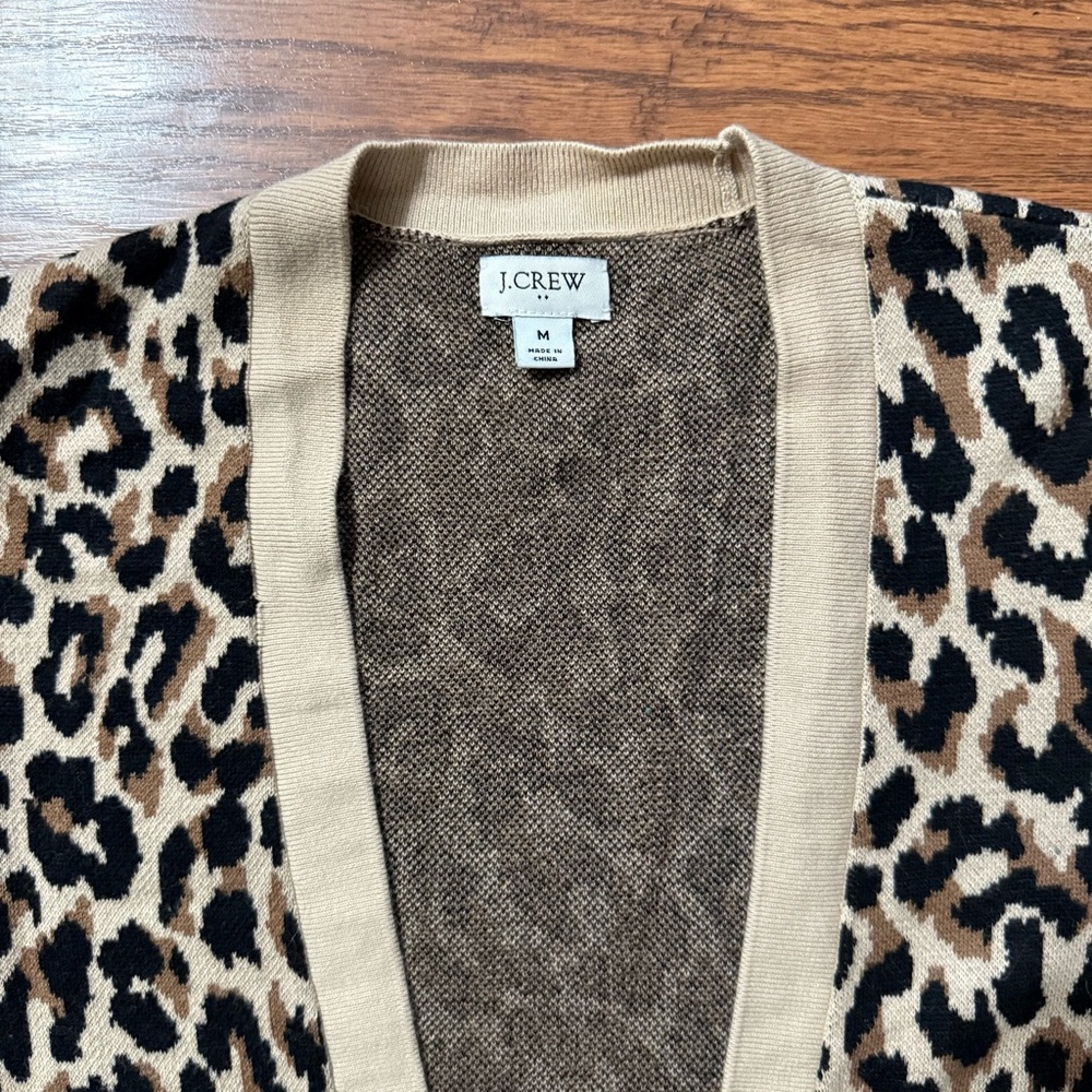 J. Crew Factory Leopard Print Open Front Cotton Cardigan Sweater Size Medium - Picture 3 of 6
